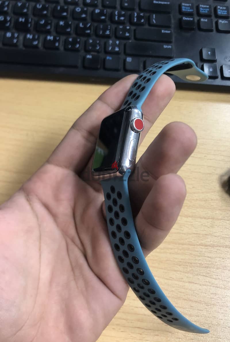 Apple Watch Series 3 38mm Excellent condition 1
