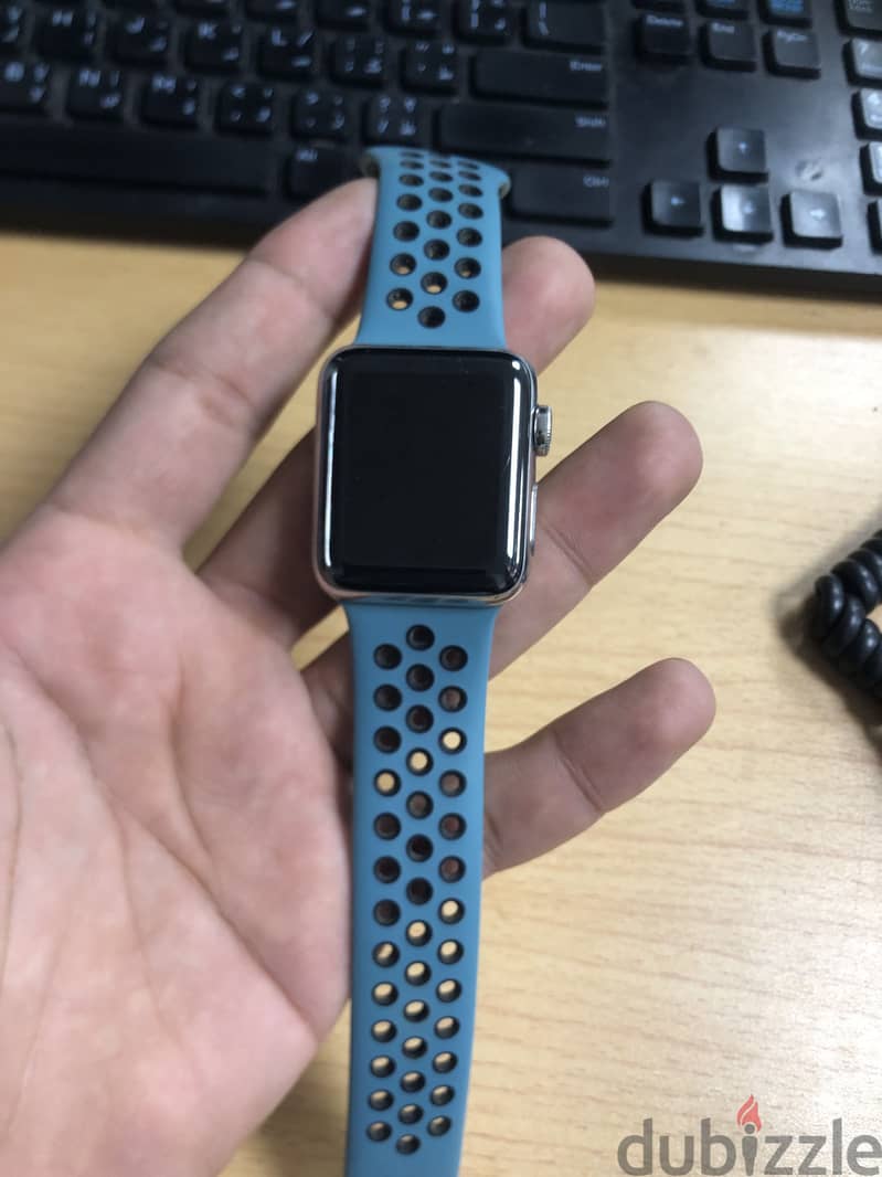 Apple Watch Series 3 38mm Excellent condition 3