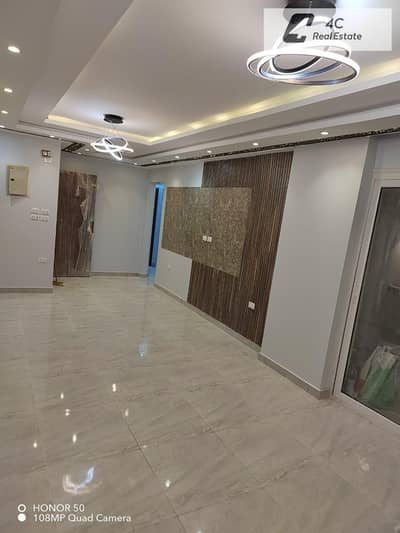 شقه ريسيل باقل سعر شامل التشطيب ماونتن فيو اي سيتي club park بتكمله اقساط بتقسيمه مميزه جاهزه للسكن