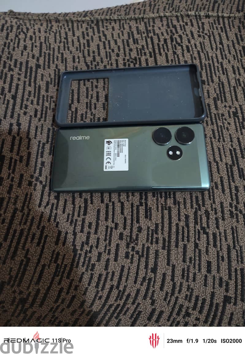 realme GT6T 1