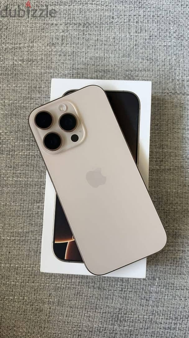 Apple - iPhone 16 Pro 3
