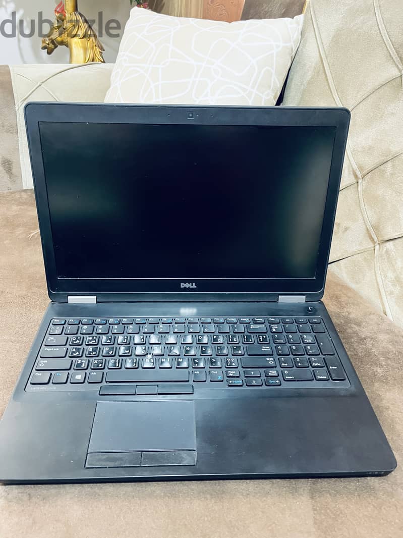 Dell Latitude E5570 2