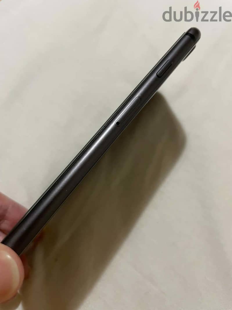 Apple - iPhone 8 6