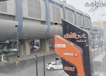 شقه جسر السويس امام هجنه الشرطه