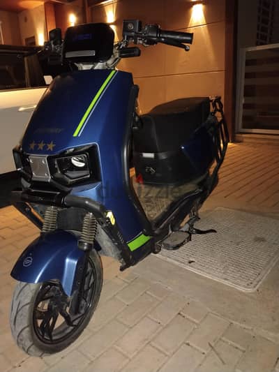 سكوتر كهربه keeway voltway حاله ممتازه جدا من غير خربوش