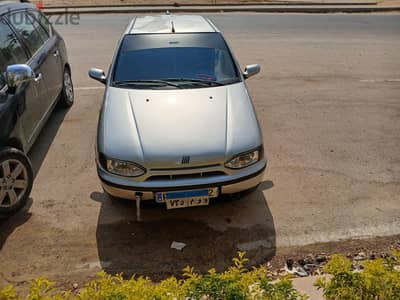فيات سيينا 2001