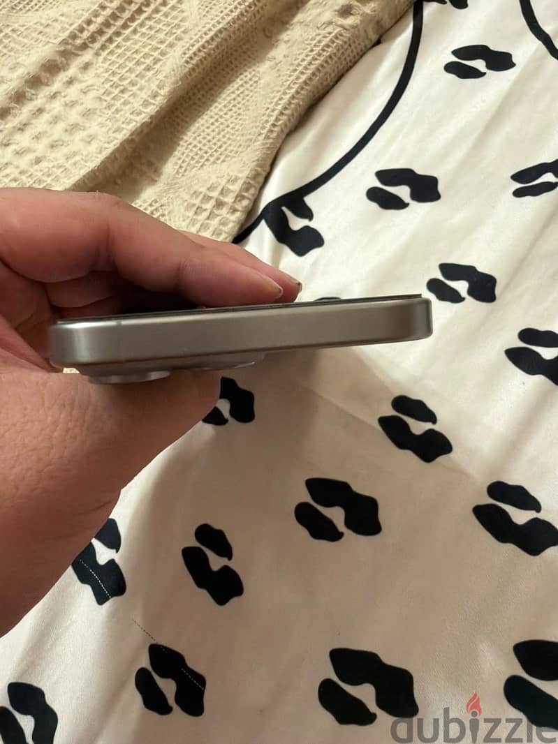 Apple - iPhone 15 Pro Max 3