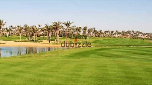فيلا في التجمع تطل على الجولف فيلا في التجمع تطل على الجولف
