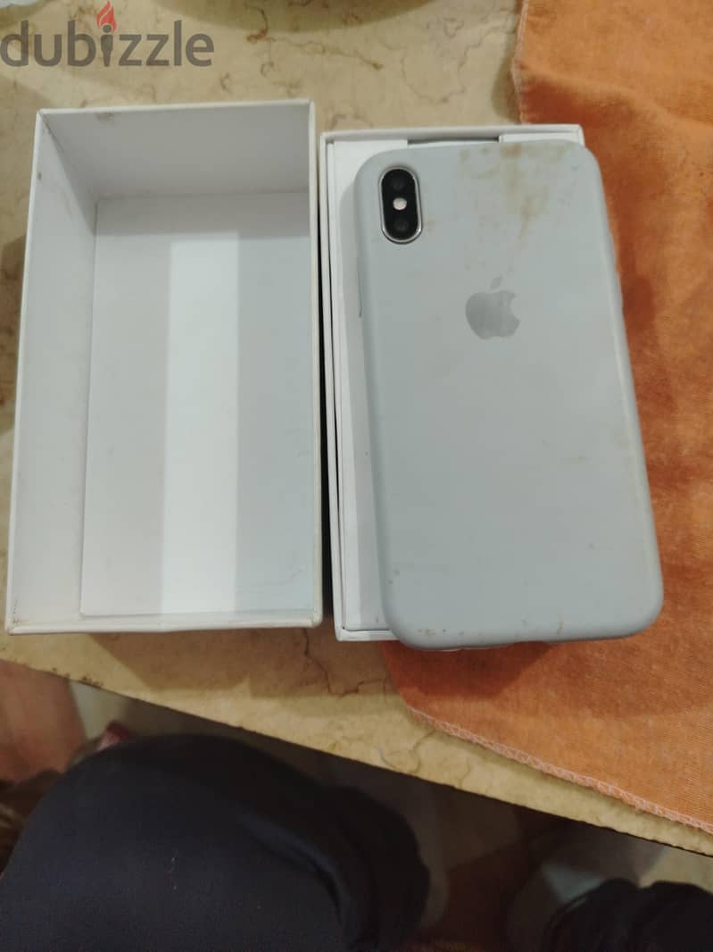 Apple - iPhone X 1