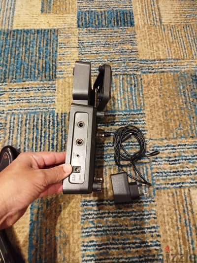 The electric guitar multi-effects pedal