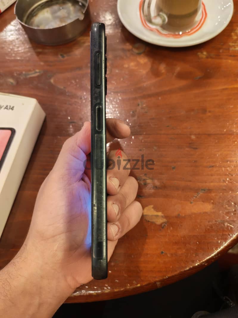 Samsung A14 6