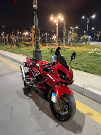 F4i sport