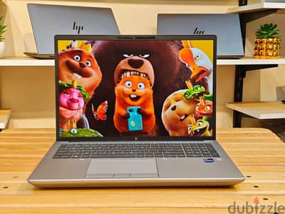 HP ZBook FURY G10 كور i7 جيل 13 فئة HX بكارت RTX A2000 فعلي 8 جيجا