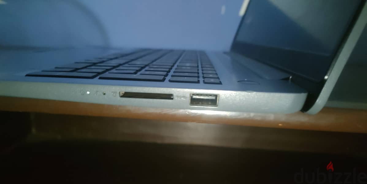 lenovo Ideapad slim 3 15IAH8 1