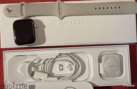 Apple watch series 9 45m Silver ( Like new )