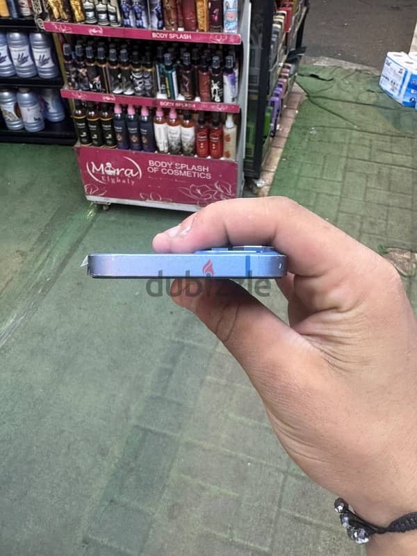 iPhone 13 1