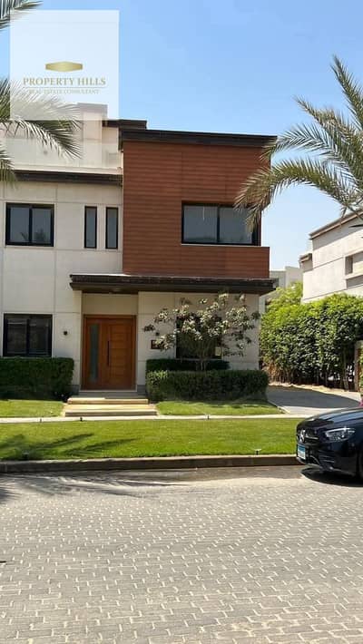فيلا فوري في ازار بالسعر القديم جاهزه علي المفتاح   في golden square  فيazzar