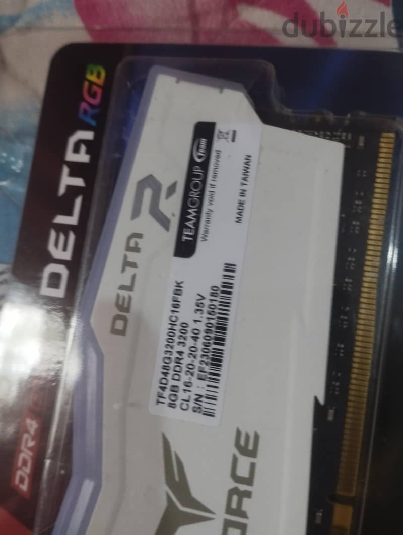 2x8 ddr4 3200mhz cl 16 white T force 1