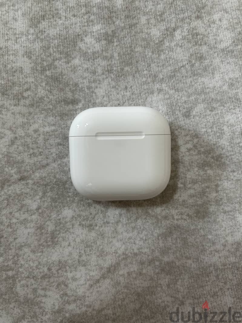 AirPods 4 1
