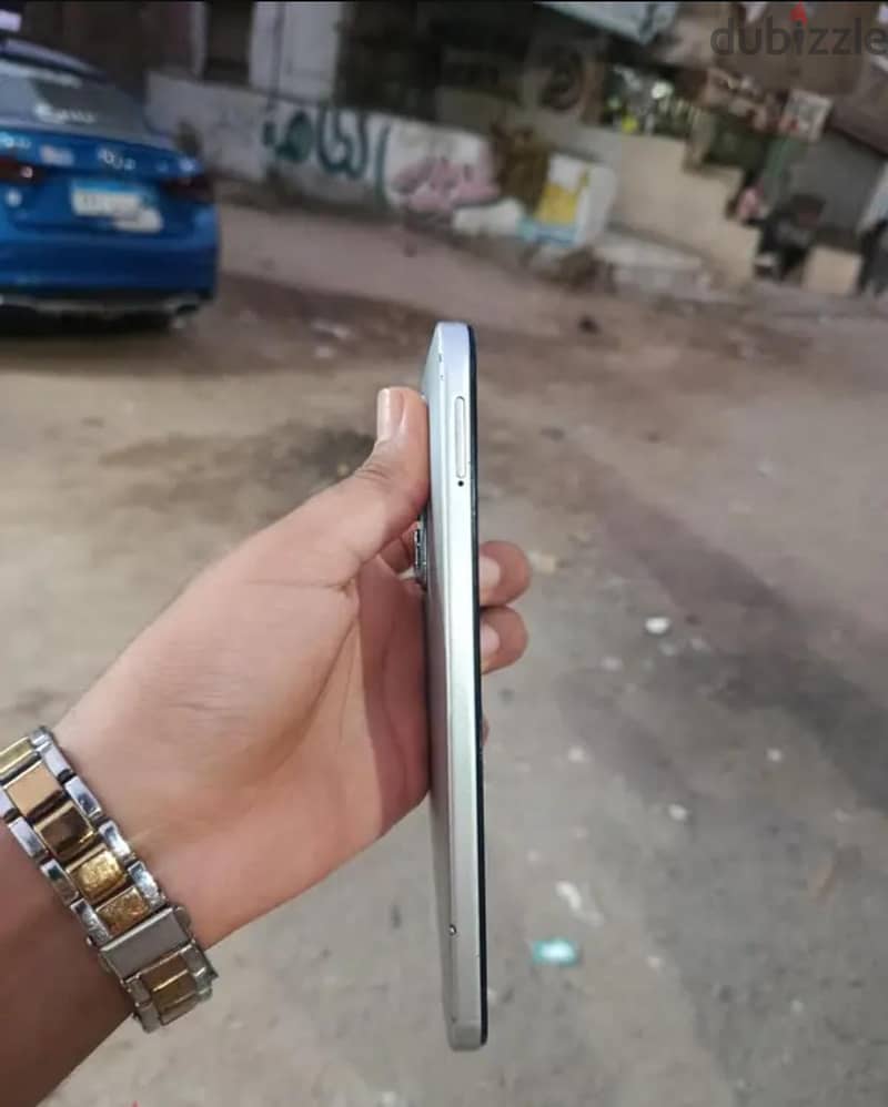 Infinix hot 60i 4