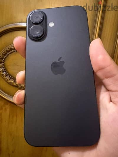 آبل - آيفون 16