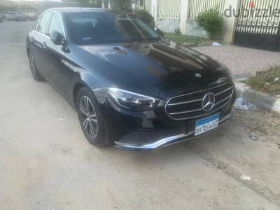 Mercedes-Benz E200 2022 avantgarde