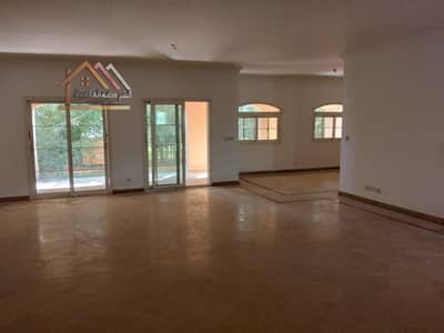 Y Villa View Garden Finish Company next to the services