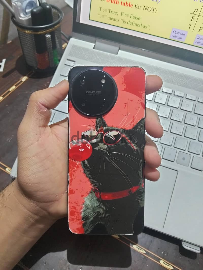 Realme 11 4