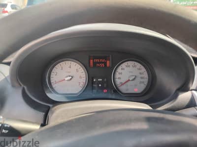 Renault Logan 2010