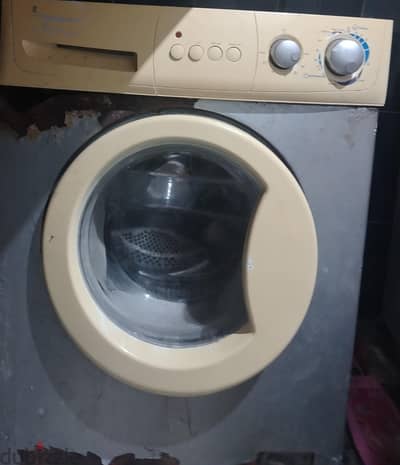 محتاجه رومان بلي