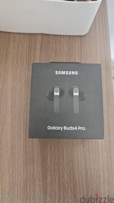Samsung buds 4 pro + cover