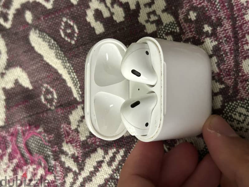 Apple AirPods 2 3