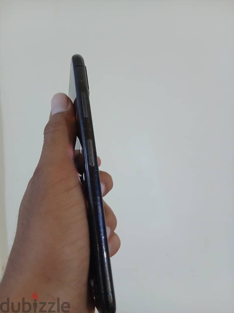 Apple - iPhone XS Max 4