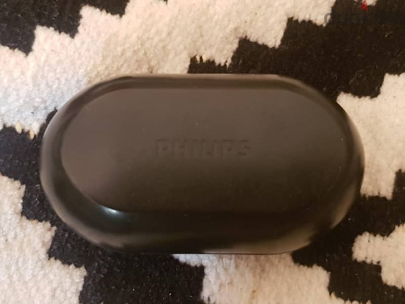 ear buds Phillips 1