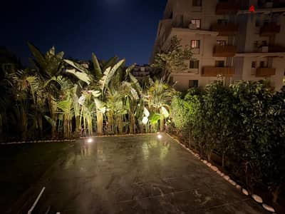 Furnished apartment for rent in the Sodic Villette compound, private garden 70m, ground floor, area 140m, 2 bedrooms and 3 bathrooms