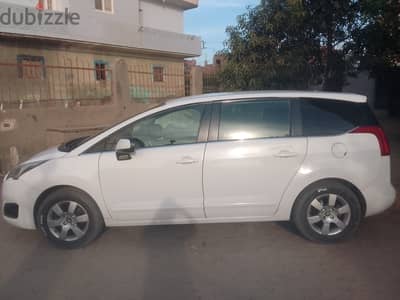 بيجو 5008 2015 فئة اولى فابريكا بالكامل Peugeot 5008