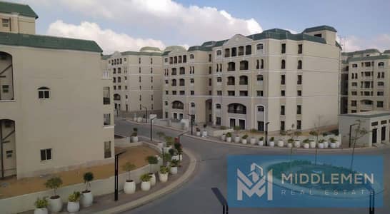 شقه 160متر بجاردن 100متر لوكيشن مميز فيو لاندسكيب جاهزه للاستلام اقل سعر في لافينير المستقبل سيتي lavenir