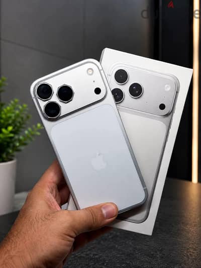 iPhone 17 pro max 256