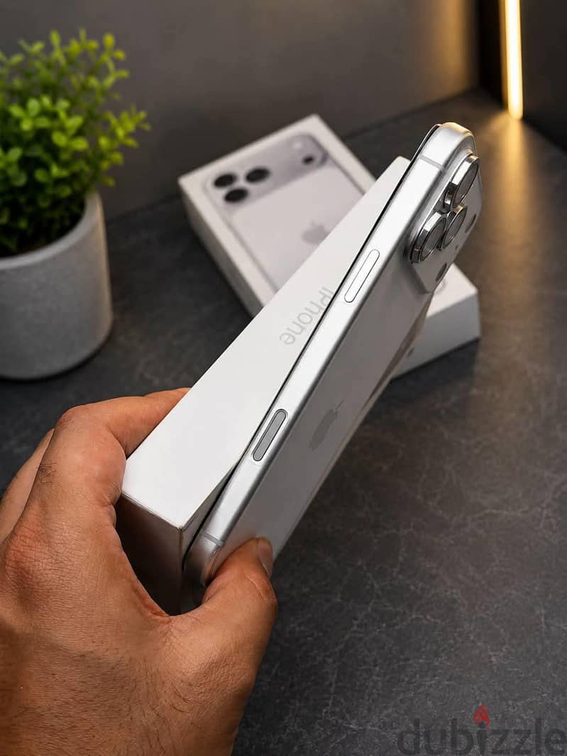 iPhone 17 pro max 256 4