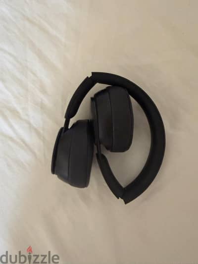 سماعة Beats Solo Pro Wireless Headphones – Noise Cancelling – Like New