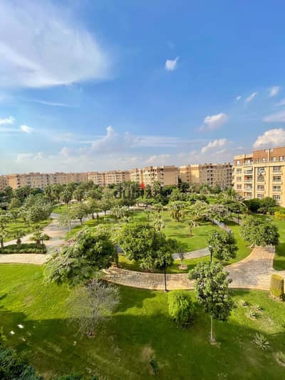 شقة للبيع في مدينتي 116م دور متكرر تشطيب خاص فيو وايد جاردن طلعت مصطفي B11