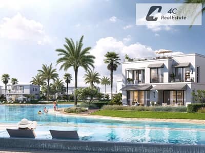 For sale villa353m ready to move old contract best down payment , installments best ;location in soul emmar masr ras el hikma north coast
