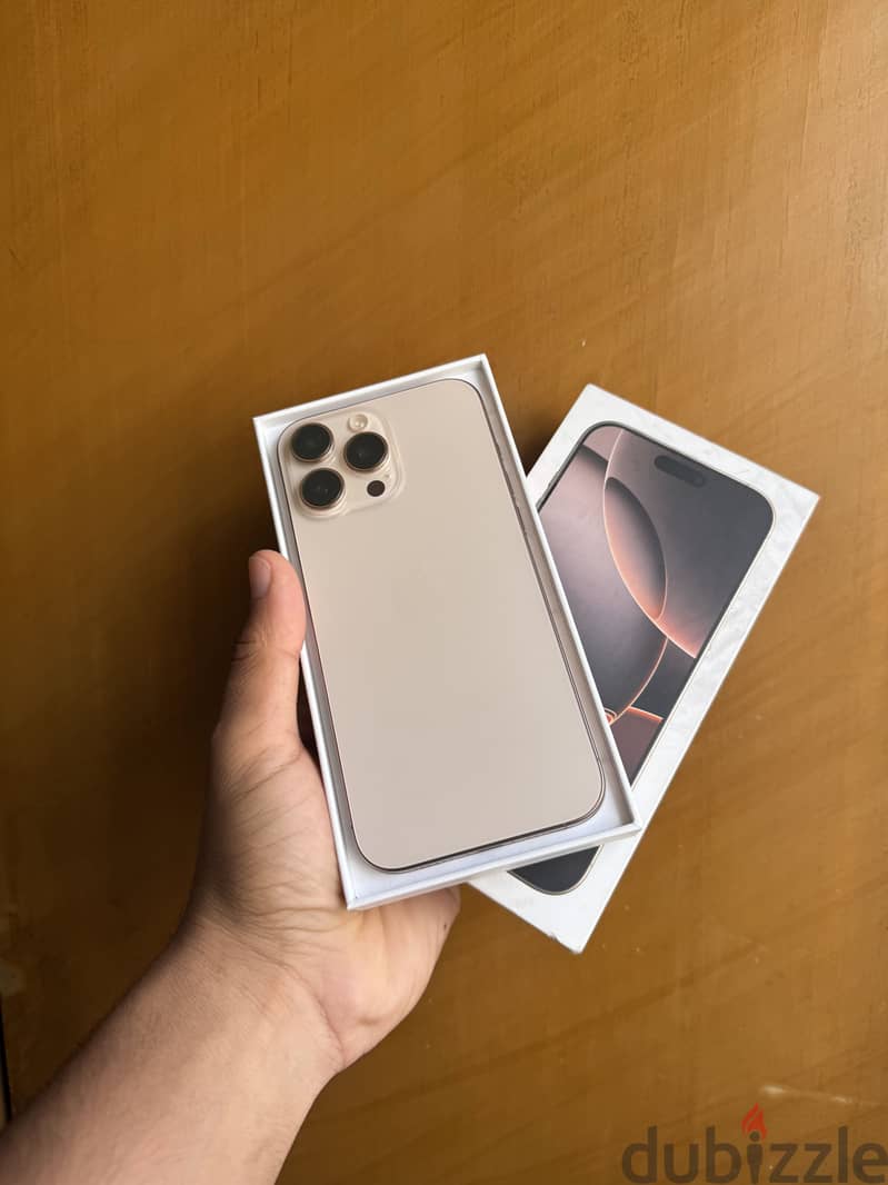 Apple - iPhone 16 Pro Max 3