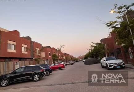 Villa for sale in Continental Residence Compound, Sheikh Zayed, next to Beverly Hills.