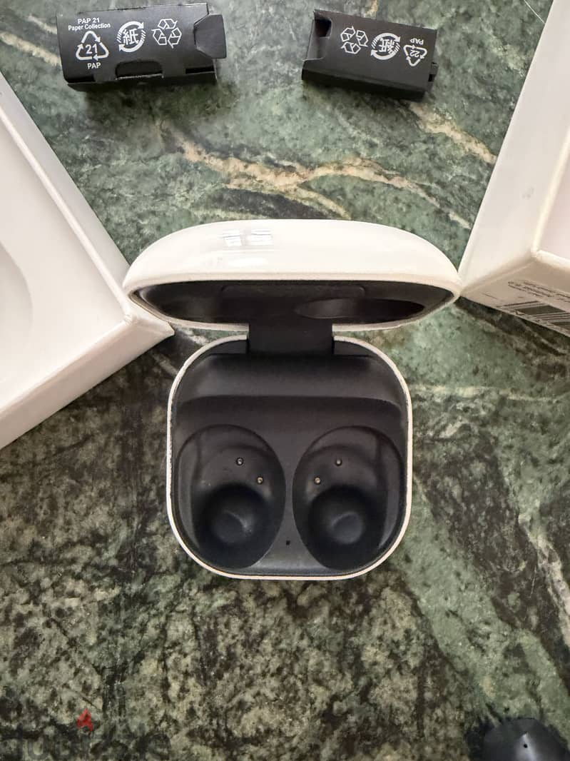 Samsung Galaxy Buds FE (Original 100%) 1