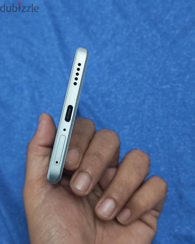 Vivo V40 2