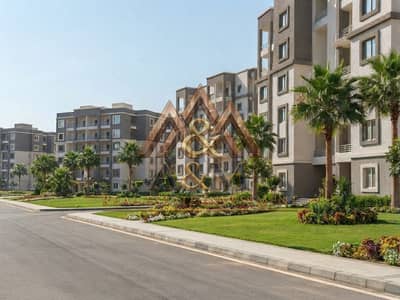 Ready to view apartment opposite Open Air Mall Madinaty directly on Suez Road in a fully built and serviced compound. Book your tour now