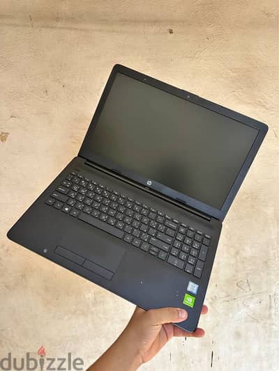 لسة جديد لاب توب hp الهارد جيجا 1000 رام 8 جيجا به كارتين شاشة