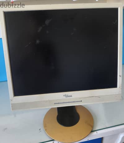 شاشة Fujitsu Siemens SCENICVIEW P20-2 مقاس 20 بوصة – حالة ممتازه