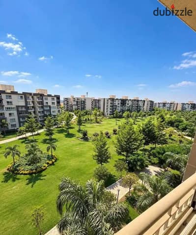 #For Sale, an apartment with an area of 200 meters in B12, fully finished, fifth floor, double view, wonderful overlooking wide garden and the back view on an open park, facing north, next to services and directly at the East Hub #For Sale, an apartment with an area of 200 meters in B12, fully finished, fifth floor, double view, wonderful overlooking wide garden and the back view on an open park, facing north, next to services and directly at the East Hub